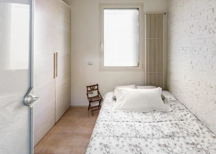 Апартаменты Elegant In Pitti Area